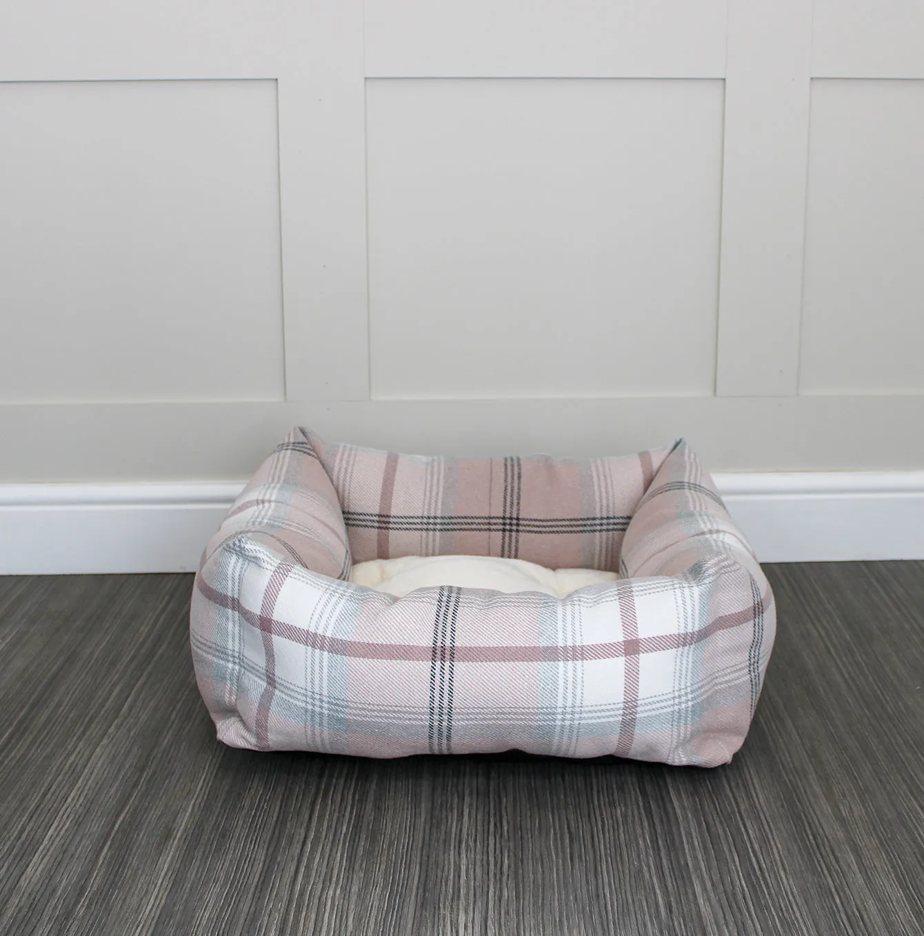 Box Bed For Dogs in Blush Tweed by Lords & Labradors