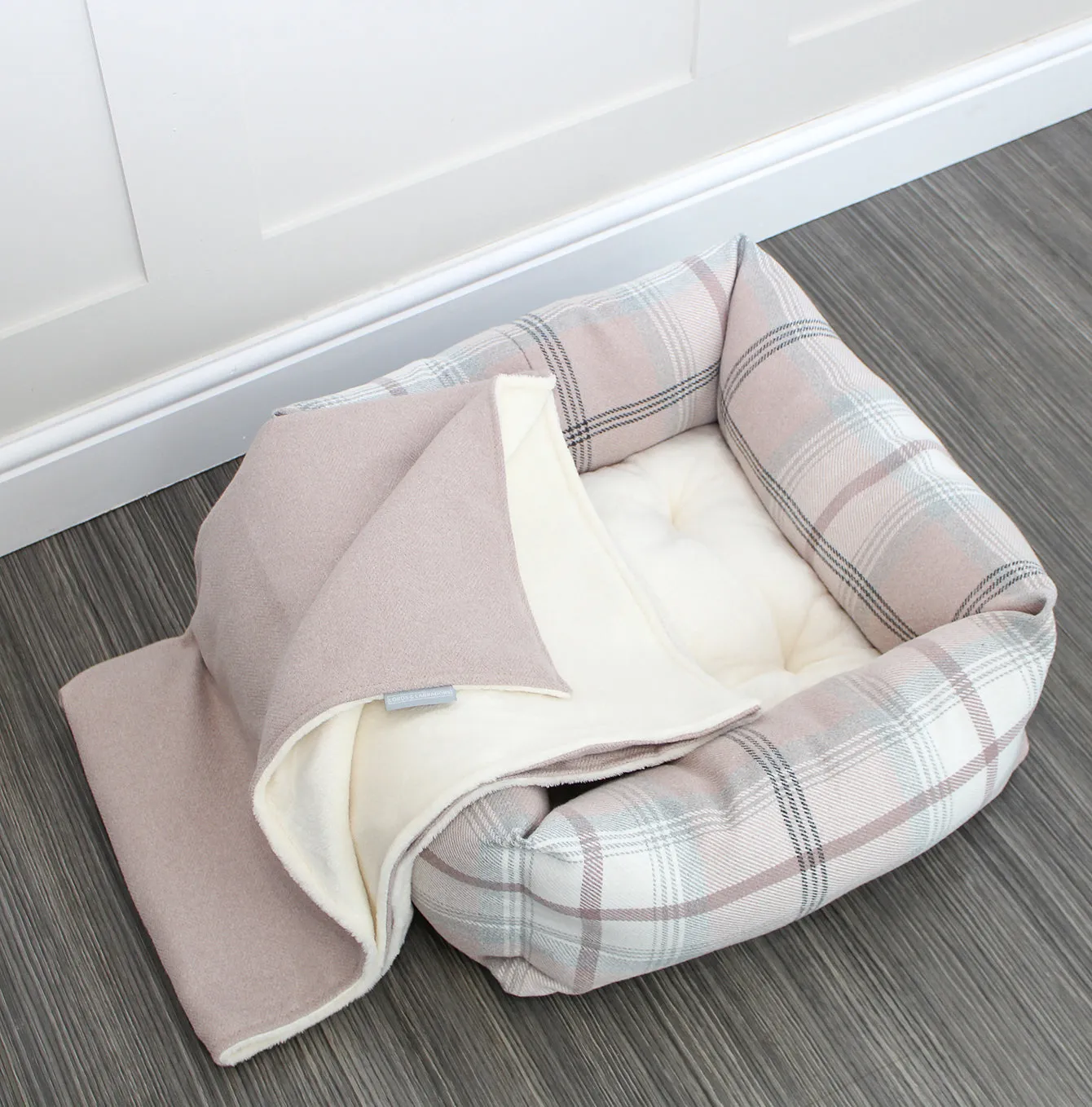 Box Bed For Dogs in Blush Tweed by Lords & Labradors