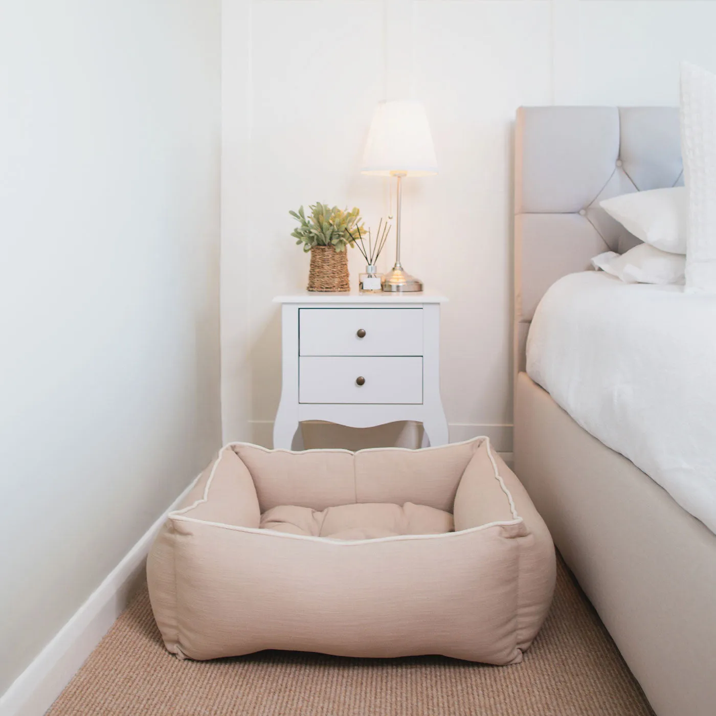 Box Bed With Removable Covers in Savanna Oatmeal by Lords & Labradors