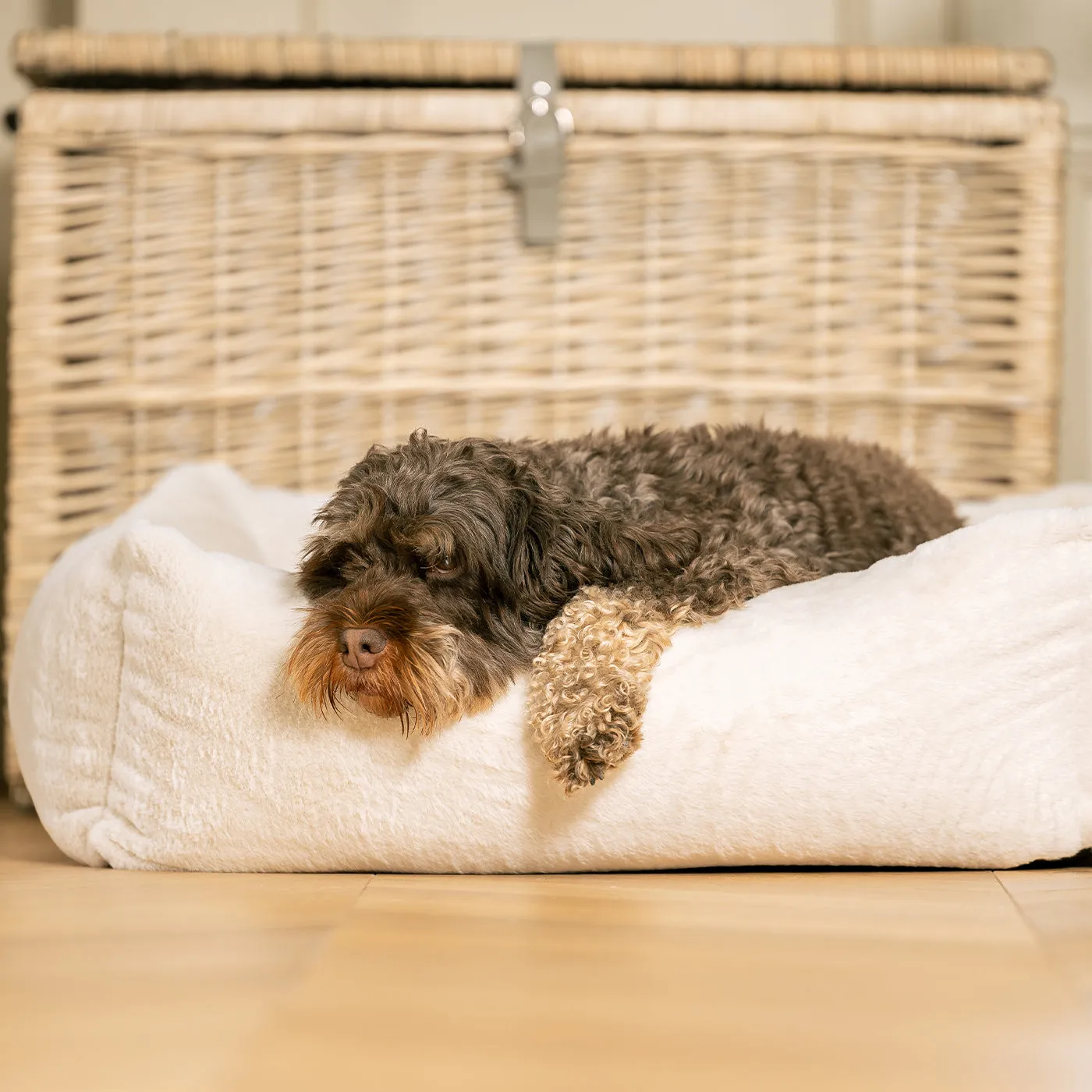 Calming Anti-Anxiety Cream Faux Fur Box Bed by Lords & Labradors