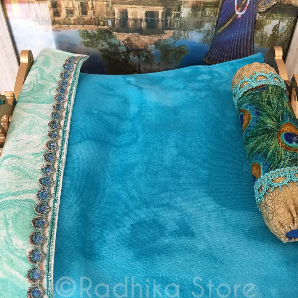 Chakra Lotus - Peacock Feather Bed - 8" Inch