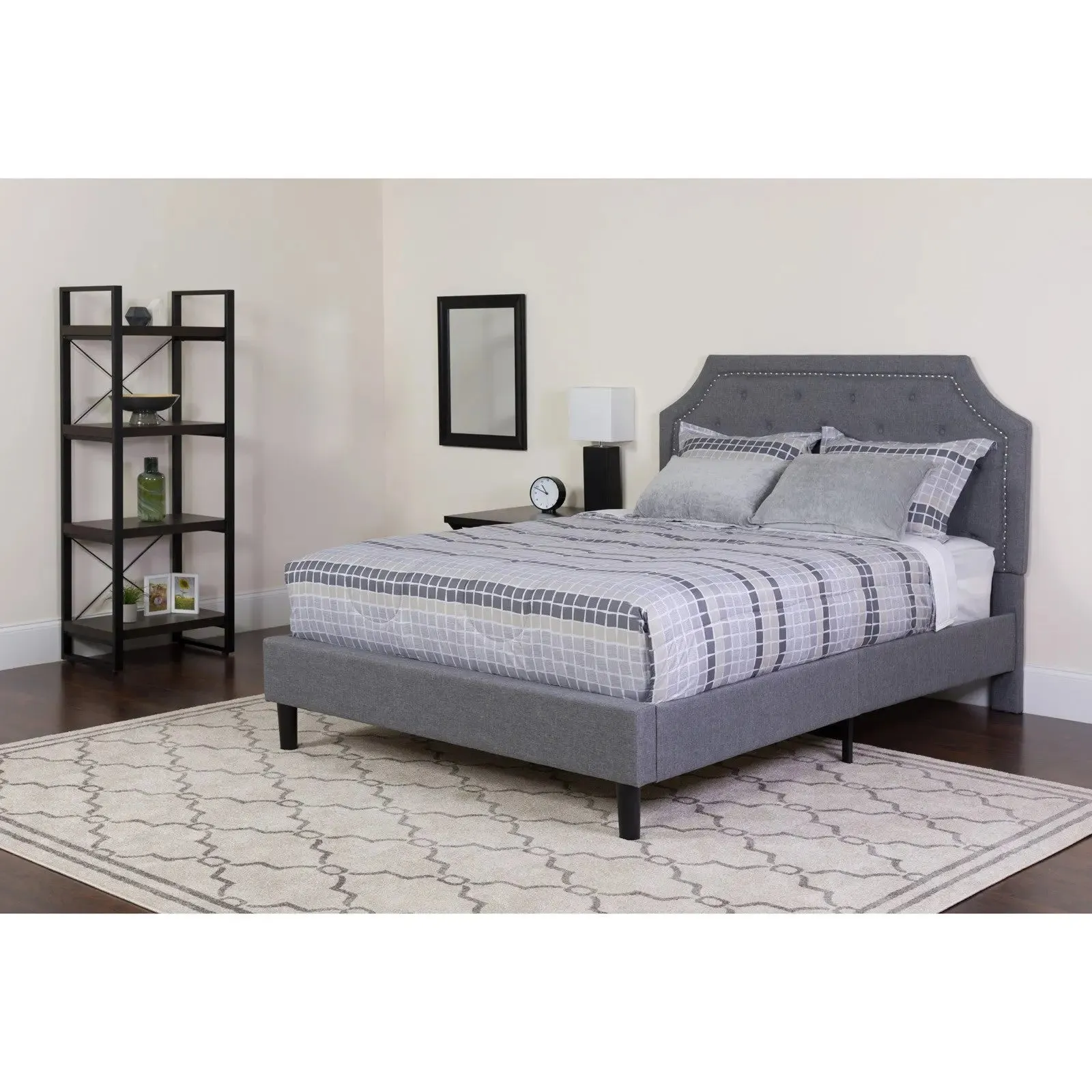 Madelyn Tufted Upholstered Platform Bed, Light Gray (Full)