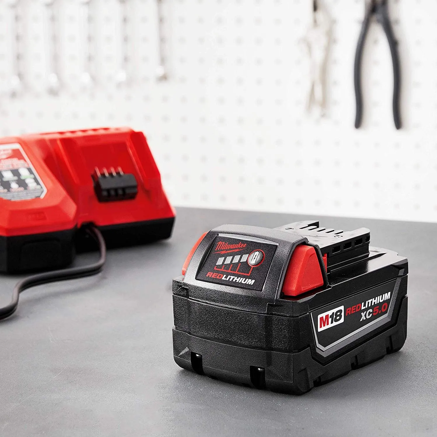 Milwaukee M18™ REDLITHIUM™ XC5.0 Extended Capacity Battery Pack 48-11-1850