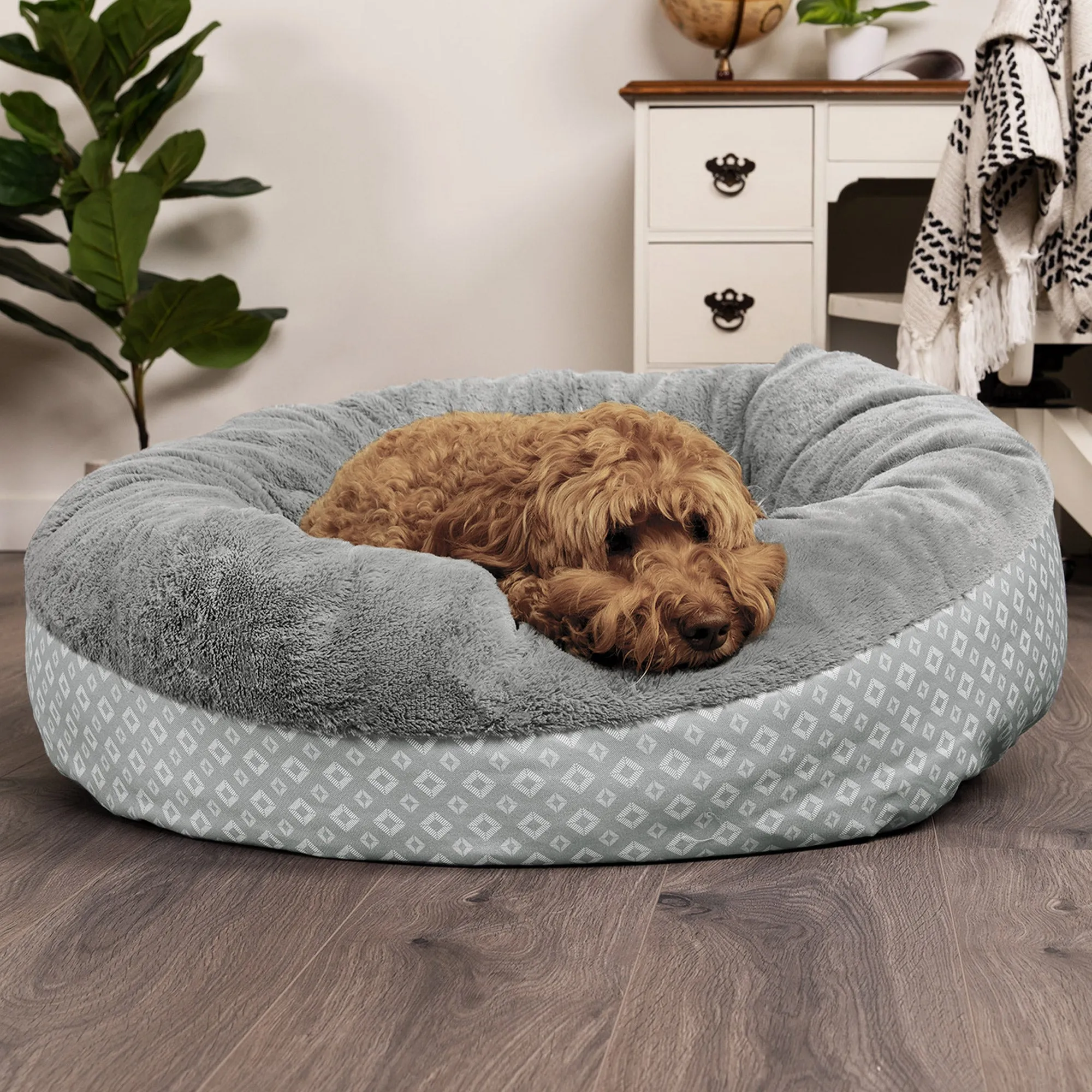 Plush & Diamond Print Calming Donut Dog Bed